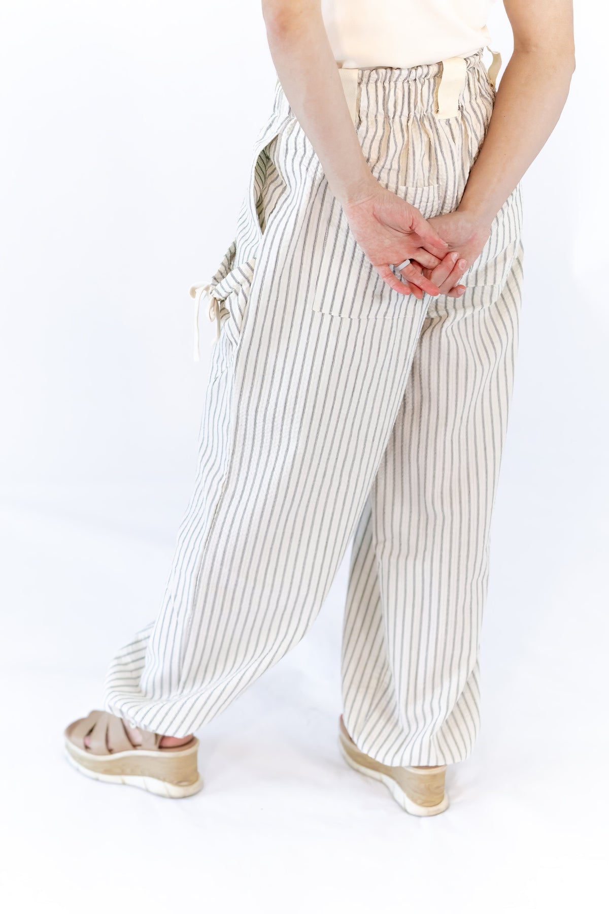 Milene Bow Detail Pants · Cream
