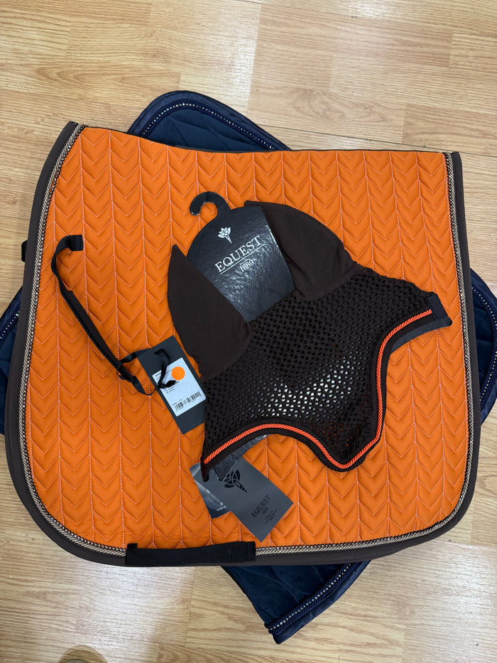 Equest Dressage Pad & Bonnets