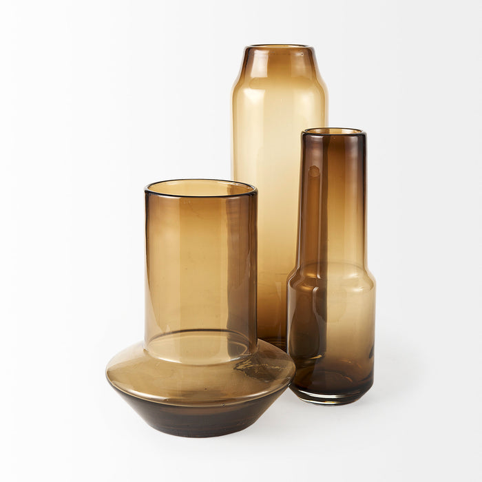 Amrita 4.1L x 4.1W x 11.9H Golden Brown Glass Vase