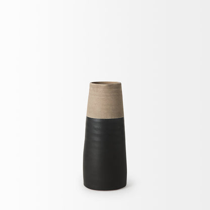 Garand Small 13H Two-Toned Black/Natural Ceramic Jug