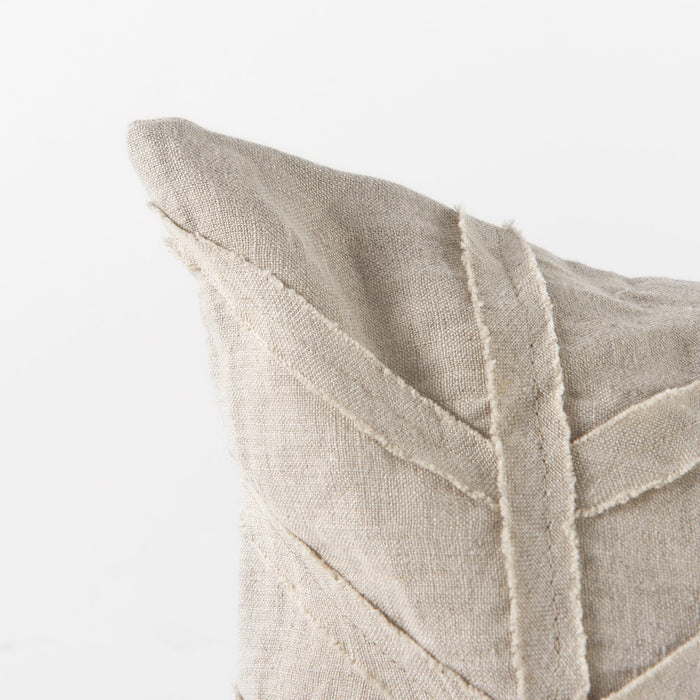 Ivivva 14L x 26W Beige Fabric Textured Decorative Pillow Cover