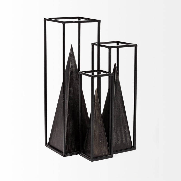 Memphis II (Medium) 4L x 4W Black Metal Pyramid In A Square Frame