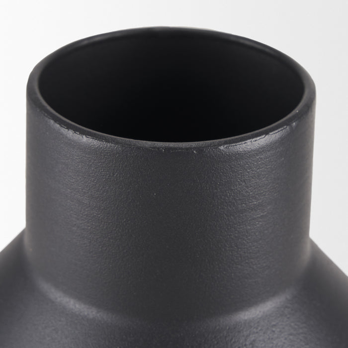 Tosca Small Matte Black Metal Vase