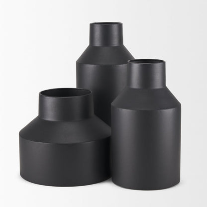 Tosca Small Matte Black Metal Vase